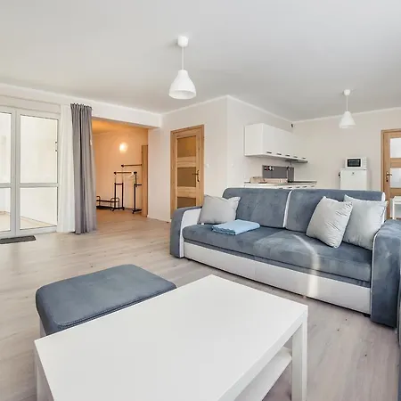 Szkolna, Sun & Snow *