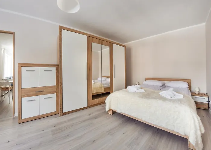 Szkolna, Sun & Snow * Międzywodzie