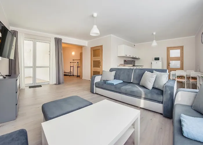 Szkolna, Sun & Snow *